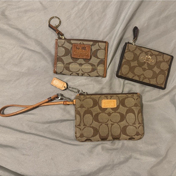 COACH classic βCβ BUNDLE! πππ - Picture 1 of 11